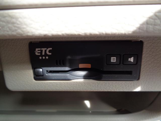 アルトラパン S 全方位モニター/アイドリングストップ/Pスタートボタン/スマートキー/ステアスイッチ/ETC/ドラレコ/ルーフキャリー/HIDライト/SDナビ/フルセグ/Bluetooth/バックカメラ/DVD再生(7枚目)