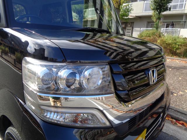 N-BOXカスタム G SSブラックスタイルパッケージ 社外HDDナビ/Bluetooth/フルセグ/バックカメラ/CD録音/DVD再生/社外シートカバー/プッシュスタートボタン/スマートキー/HID/ブラック14インチアルミホイル/両側電動スライドドア(18枚目)