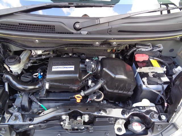 N-BOXカスタム G SSブラックスタイルパッケージ 社外HDDナビ/Bluetooth/フルセグ/バックカメラ/CD録音/DVD再生/社外シートカバー/プッシュスタートボタン/スマートキー/HID/ブラック14インチアルミホイル/両側電動スライドドア(33枚目)