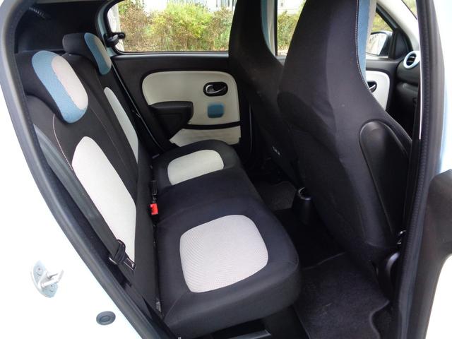 トゥインゴ インテンス　ターボ車／アイドリングストップ／キーレス／１５インチアルミホイル／Ｂｌｕｅｔｏｏｔｈオーディオ／ＥＴＣ／コーナーセンサー（26枚目）