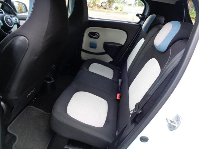 トゥインゴ インテンス　ターボ車／アイドリングストップ／キーレス／１５インチアルミホイル／Ｂｌｕｅｔｏｏｔｈオーディオ／ＥＴＣ／コーナーセンサー（27枚目）