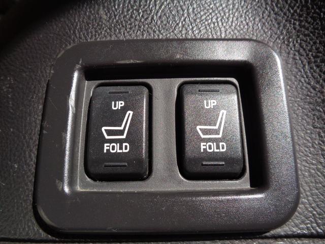 リンカーンナビゲーター ベースグレード　１ナンバー登録／後期モデル／社外２６インチアルミ／ベージュ革シート／サンルーフ／電動サイドステップ／バネサス交換済み／パワーバックドア／メモリーナビ／フルセグ／バックカメラ／Ｂｌｕｅｔｏｏｔｈ／４ＷＤ（8枚目）