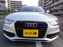 Ａ４ ２．０ＴＦＳＩ　ｓラインパッケージ／ＨＤＤナビ／フルセグ／Ｂｌｕｅｔｏｏｔｈ／Ｂカメラ／ＣＤ録音／ＤＶＤ再生／プッシュスタートボタン／スマートキー／Ｓライン専用ハーフレザーシート／パドルシフト（3枚目）