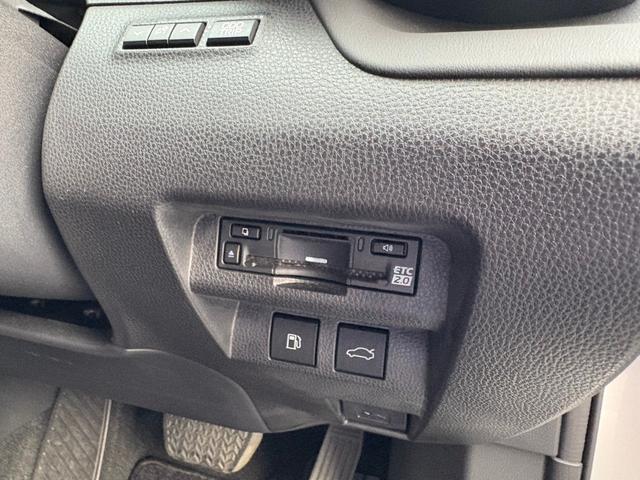 クラウンクロスオーバー ＲＳアドバンスド　ＲＳアドバンスド（５名）１オーナ　モデリスタエアロパーツ　サンルーフ　ドライバーサポートＰＫＧ２　レザーエアーシート　２１インチアルミ（35枚目）