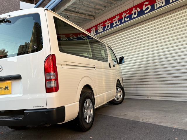 ハイエースバン ロングDX 登録済未使用車 パノラミックビューモニター デジタルインナーミラー LEDヘッドライト リアクーラー リアヒーター AC100V イージークローザー キーレス(12枚目)