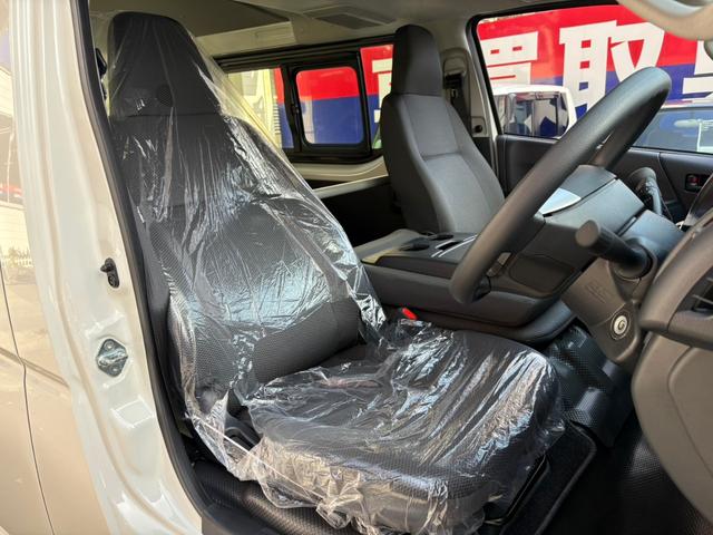 ハイエースバン ロングDX 登録済未使用車 パノラミックビューモニター デジタルインナーミラー LEDヘッドライト リアクーラー リアヒーター AC100V イージークローザー キーレス(15枚目)