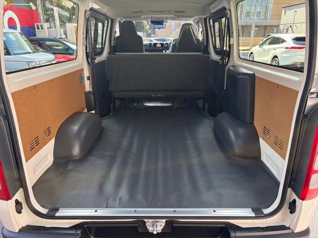 ハイエースバン ロングDX 登録済未使用車 パノラミックビューモニター デジタルインナーミラー LEDヘッドライト リアクーラー リアヒーター AC100V イージークローザー キーレス(20枚目)