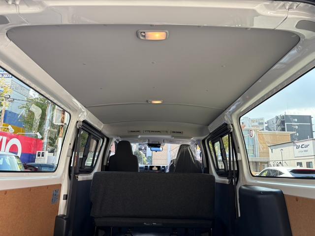 ハイエースバン ロングDX 登録済未使用車 パノラミックビューモニター デジタルインナーミラー LEDヘッドライト リアクーラー リアヒーター AC100V イージークローザー キーレス(23枚目)