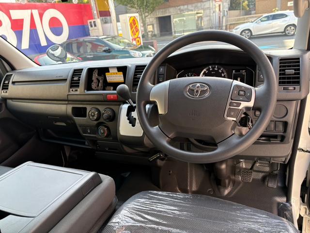 ハイエースバン ロングDX 登録済未使用車 パノラミックビューモニター デジタルインナーミラー LEDヘッドライト リアクーラー リアヒーター AC100V イージークローザー キーレス(25枚目)