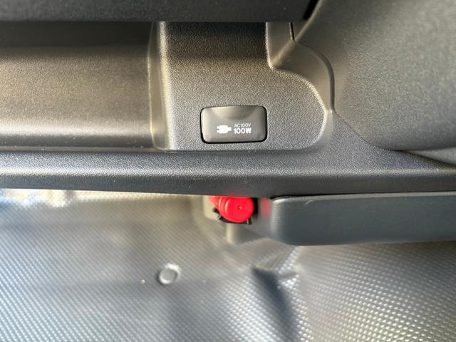 ハイエースバン ロングDX 登録済未使用車 パノラミックビューモニター デジタルインナーミラー LEDヘッドライト リアクーラー リアヒーター AC100V イージークローザー キーレス(32枚目)
