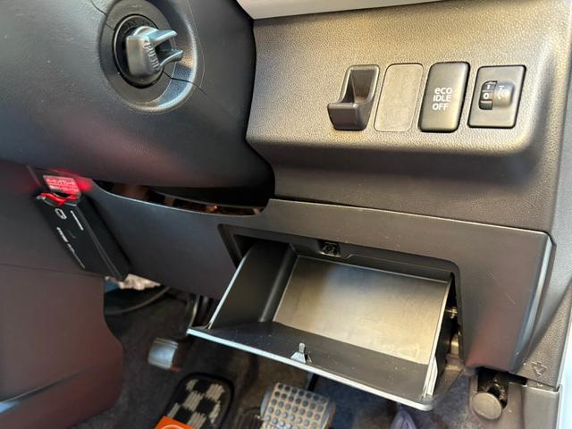 ミラココア ココアプラスＸ　禁煙車　ドライブレコーダー　ＥＴＣ　ナビ　地デジＢＴ対応　ルーフレール　フォグ　スマートキー（31枚目）