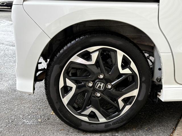 N-BOXカスタム G・Lターボホンダセンシング 禁煙 1オーナ 整備記録 10インチプレミアムインターナビ Bカメラ ナビ連動ドライブレコーダー DVDBT対応 ETC シートヒーター 両側パワースライド LEDヘッドライト スマートキー(9枚目)