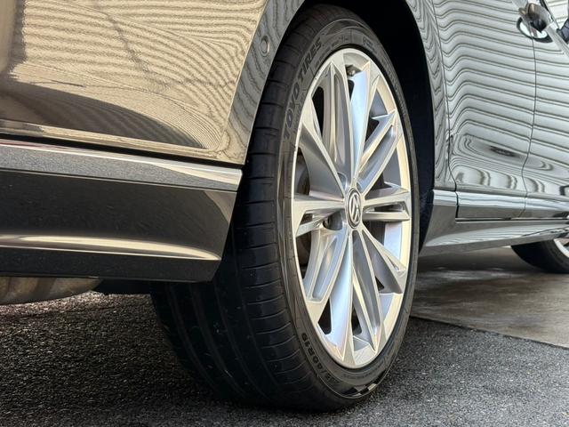 パサートヴァリアント ２．０ＴＳＩ　Ｒライン　２．０ＴＳＩ　Ｒライン（５名）禁煙　ナビＢカメラ　ドラレコ　レザー　パワーシート　Ｐバックドア　１９インチＡＷ　ＬＥＤヘッドライト　スマートキー　２０１８ｙモデル（10枚目）