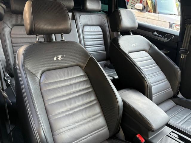 パサートヴァリアント ２．０ＴＳＩ　Ｒライン　２．０ＴＳＩ　Ｒライン（５名）禁煙　ナビＢカメラ　ドラレコ　レザー　パワーシート　Ｐバックドア　１９インチＡＷ　ＬＥＤヘッドライト　スマートキー　２０１８ｙモデル（17枚目）