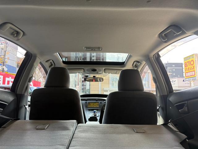 プリウス Ｇ　サンルーフ　ナビ　Ｂカメラ　ＥＴＣ　クルーズコントロール　スマートキー　Ｄ整備記録　禁煙車（23枚目）