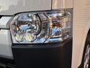 ハイエースバン ロングDX 登録済未使用車 パノラミックビューモニター デジタルインナーミラー LEDヘッドライト リアクーラー リアヒーター AC100V イージークローザー キーレス(7枚目)