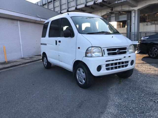 頭上に余裕があるので運転しやすいです。