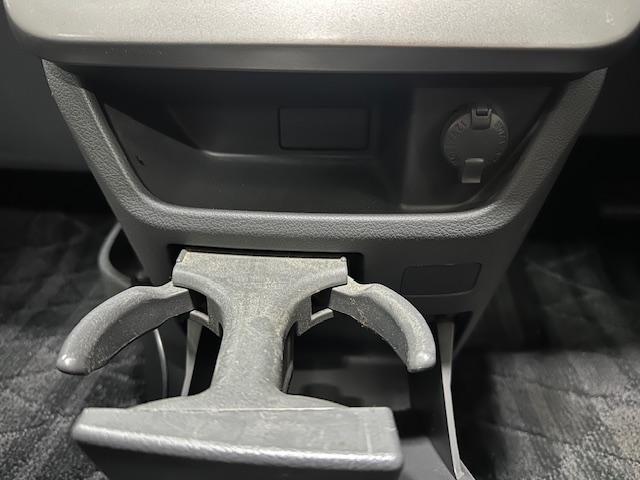 ヴォクシー ZS 煌 /TV/アルパインフリップダウン/ETC/ダウンサス/ドラレコ/Bカメラ/Bluetooth/両側電動スライドドア/メッキミラー/LEDルームランプ/シートカバー/純正アルミ/ウィンカーミラー(29枚目)