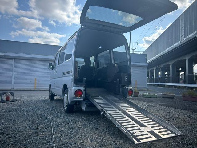 ミニキャブバン CPニールダウン /AT車/ETC/スローパー/車いす仕様/ニールダウン式/介護車両/タイミングベルト交換済み/ドラレコ/福祉車両/車高自動昇降機能付き/8ナンバー登録/パワステ/パワーウインドウ/エアバッグ(11枚目)