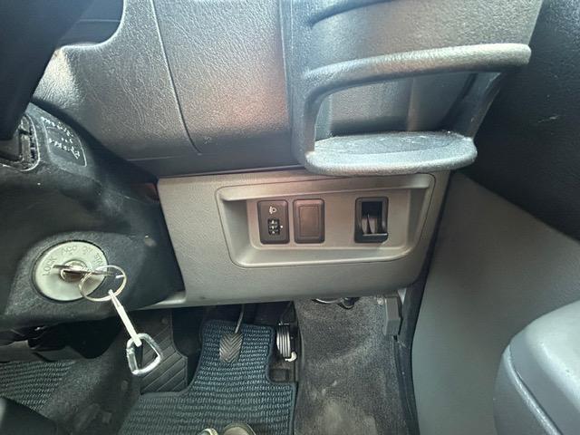 ミニキャブバン CPニールダウン /AT車/ETC/スローパー/車いす仕様/ニールダウン式/介護車両/タイミングベルト交換済み/ドラレコ/福祉車両/車高自動昇降機能付き/8ナンバー登録/パワステ/パワーウインドウ/エアバッグ(19枚目)