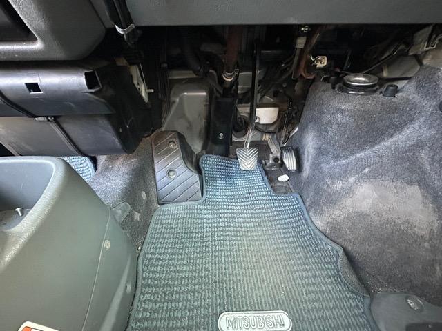 ミニキャブバン CPニールダウン /AT車/ETC/スローパー/車いす仕様/ニールダウン式/介護車両/タイミングベルト交換済み/ドラレコ/福祉車両/車高自動昇降機能付き/8ナンバー登録/パワステ/パワーウインドウ/エアバッグ(22枚目)