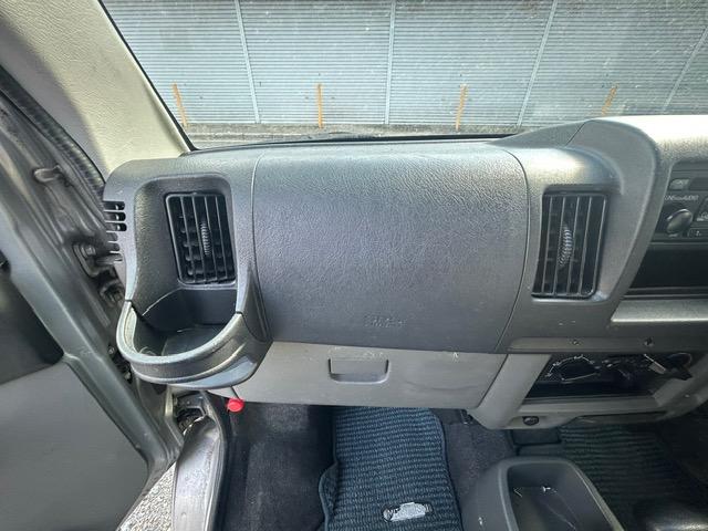 ミニキャブバン CPニールダウン /AT車/ETC/スローパー/車いす仕様/ニールダウン式/介護車両/タイミングベルト交換済み/ドラレコ/福祉車両/車高自動昇降機能付き/8ナンバー登録/パワステ/パワーウインドウ/エアバッグ(26枚目)