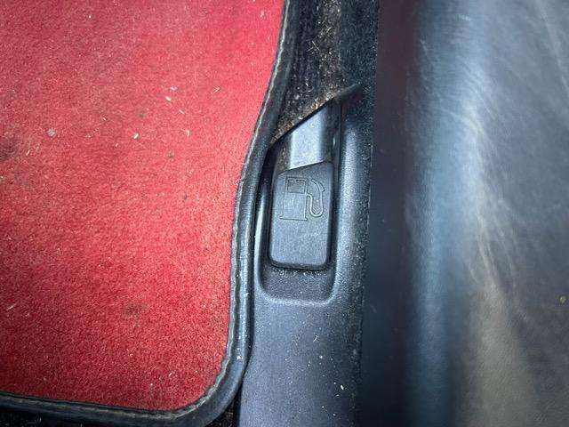 アクア S /ISOFIX/ABS/オートライト/EVモード/エコモード/ETC/社外アルミ/プッシュスタート/ワンセグ/オートエアコン/ CVT/パワーウインドウ/UVカットガラス/プライバシーガラス(20枚目)