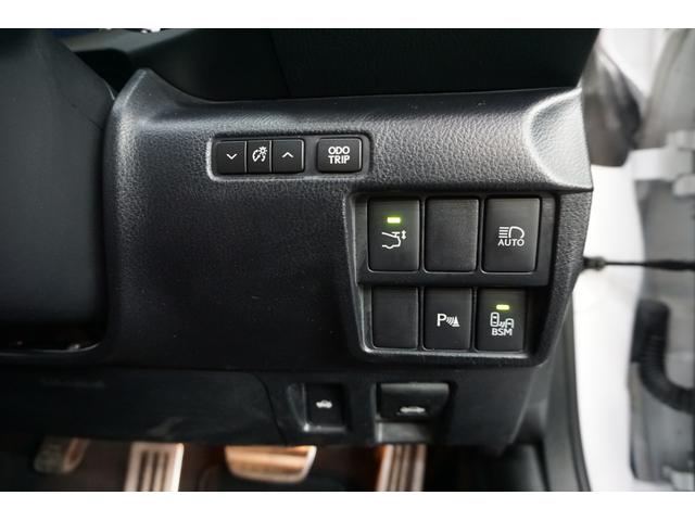 ベースグレード 本革 マークレビンソン TV クリアランスソナー シートヒータ バックカメラ 禁煙車 LEDヘッドライト クルーズコントロール(35枚目)