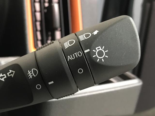タント ファンクロス　キーフリーシステム　ＬＥＤフォグランプ　ＬＥＤヘッドライト　両側電動スライドドア　運転席助手席シートヒーター　運転席シートリフター　コーナーセンサー（31枚目）
