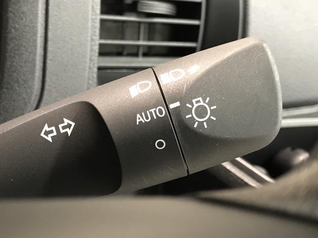 ハイゼットカーゴ デッキバンＧ　キーフリーシステム　スマートアシスト　オートライト　電動格納式ドアミラー　両側スライドドア　４ＷＤ　ＣＶＴ　デッキバン　ハロゲンヘッドライト　アイドリングストップ機能（24枚目）