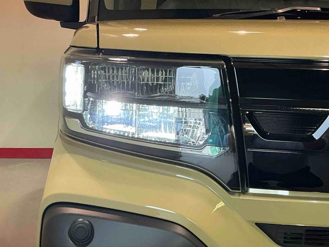 タント ファンクロス　パーキングセンサー　衝突軽減システム　両側オートドア　シートヒータ　ワンオーナー　オートＬＥＤ　レーンキープアシスト　ＴＶ　Ｂカメラ　ＬＥＤヘットライト　キーレスエントリー　スマートキ－　オートライト（7枚目）