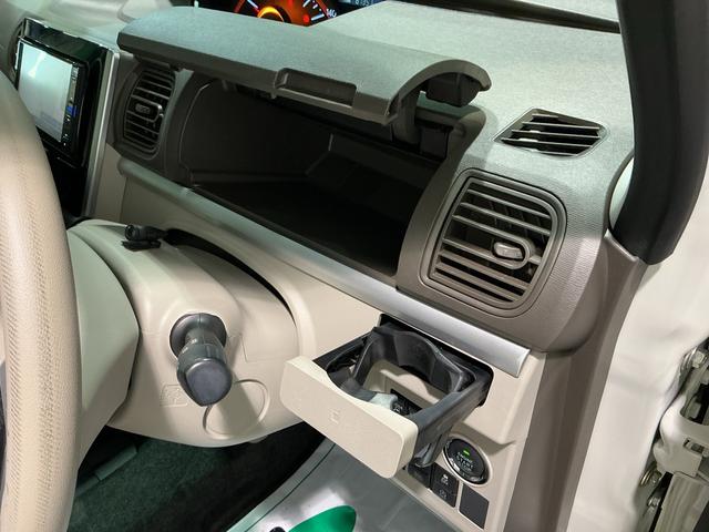 タント ＸリミテッドＳＡＩＩＩ　全車１年走行距離無制限まごころ保証付き！　ナビゲーションシステム　パノラマモニター　スマートアシスト３　シートヒーター　両側電動スライドドア（20枚目）