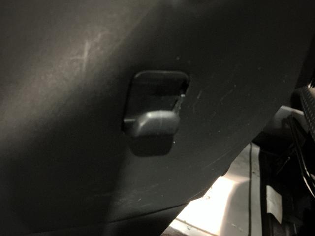 トール カスタムＧ　パノラミックビューモニター　オートクルーズ　助手席エアバッグ　ＬＫＡ　ＬＥＤライト　キーレス　Ｉストップ　電格ミラー　ハイビームアシスト　Ａライト　イモビ　ＥＳＣ　ワンオーナー　ＥＴＣ　エアバック（28枚目）