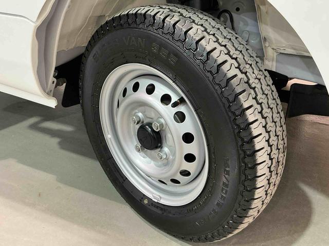 ハイゼットトラック スタンダード　農用スペシャル　レーンキープアシスト　ソナー　助手席エアバック　誤発進抑制機能　オートハイビーム　ＰＳ　ワンオーナー　エアコン付　衝突安全ボディ　運転席エアバック　横滑り防止　アイドリングストップ　ＡＢＳ　イモビ（33枚目）