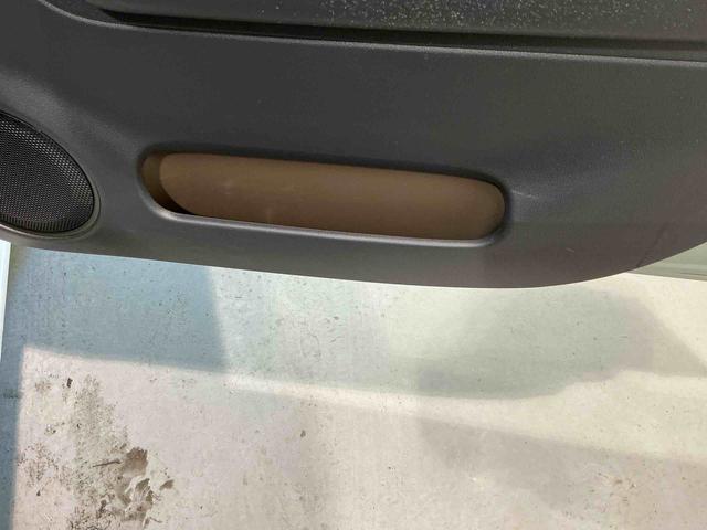 ミラトコット Ｘ　ＳＡＩＩＩ　ハイビームアシスト　エコアイドル　イモビライザー　オートライト　スマートキー　横滑り防止システム　ナビＴＶ　メモリーナビ　キーフリーシステム　ＬＥＤ　ワンオーナー　記録簿　エアバック　ＡＢＳ　クリソナ（17枚目）