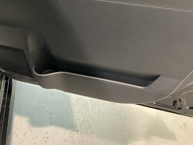 タント カスタムＲＳ　両側パワスライドドア　レーンキープ　ＩＳＴＯＰ　クリソナ　オートミラー　メモリーナビゲーション　運転席シートヒーター　ナビＴＶ　オートＬＥＤ　ターボエンジン　ＬＥＤライト　オートライト（27枚目）