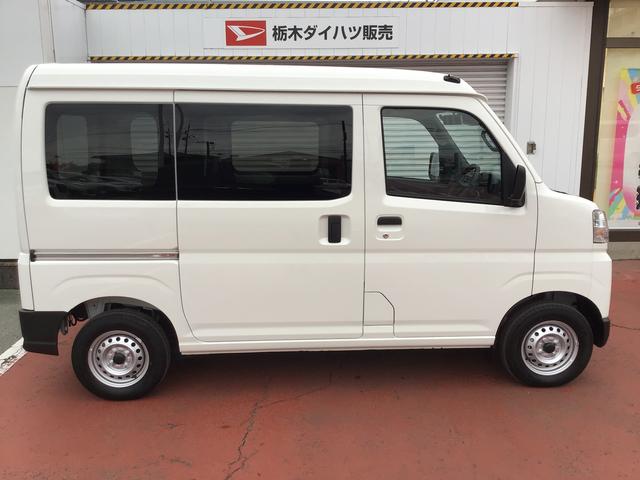 ハイゼットカーゴ ＤＸ　踏み間違い防止　Ｗエアバック　セキュリティアラーム　ワンオーナ　キーフリーシステム　エコアイドル　車線逸脱警報　切替４ＷＤ　オートハイビーム　オートライト　運転席エアバッグ　ＡＢＳ（9枚目）