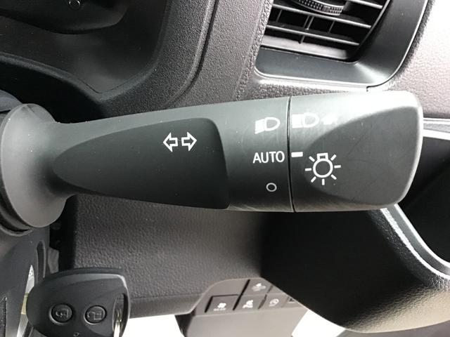 ハイゼットカーゴ ＤＸ　踏み間違い防止　Ｗエアバック　セキュリティアラーム　ワンオーナ　キーフリーシステム　エコアイドル　車線逸脱警報　切替４ＷＤ　オートハイビーム　オートライト　運転席エアバッグ　ＡＢＳ（21枚目）