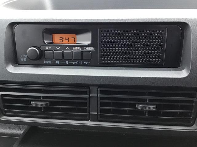 ハイゼットカーゴ ＤＸ　踏み間違い防止　Ｗエアバック　セキュリティアラーム　ワンオーナ　キーフリーシステム　エコアイドル　車線逸脱警報　切替４ＷＤ　オートハイビーム　オートライト　運転席エアバッグ　ＡＢＳ（22枚目）