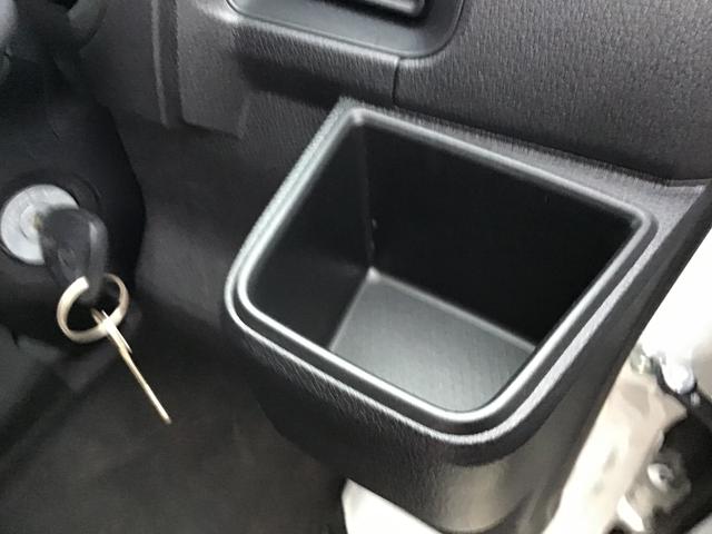 ハイゼットカーゴ ＤＸ　踏み間違い防止　Ｗエアバック　セキュリティアラーム　ワンオーナ　キーフリーシステム　エコアイドル　車線逸脱警報　切替４ＷＤ　オートハイビーム　オートライト　運転席エアバッグ　ＡＢＳ（25枚目）