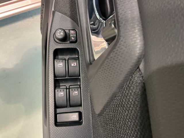 ムーヴ ＸリミテッドＩＩ　ＳＡＩＩＩ　ナビゲーションシステム　バックカメラ　アルミホイール　キーフリーシステム　スマートアシスト３　シートヒーター　アイドリングストップ機能（36枚目）