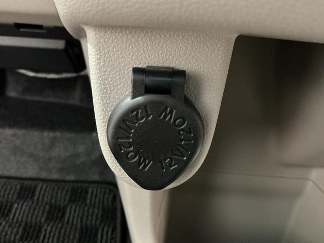 ムーヴ ＸリミテッドＩＩ　ＳＡＩＩＩ　ナビゲーションシステム　バックカメラ　アルミホイール　キーフリーシステム　スマートアシスト３　シートヒーター　アイドリングストップ機能（45枚目）