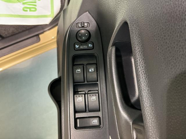 タント X アイドリングストップ車 ブレーキサポート 電動ミラー スマートキーシステム LEDライト キーレスキー 車線逸脱警報 オートハイビーム 片側電動両側スライドドア 盗難警報装置 Pソナー(33枚目)