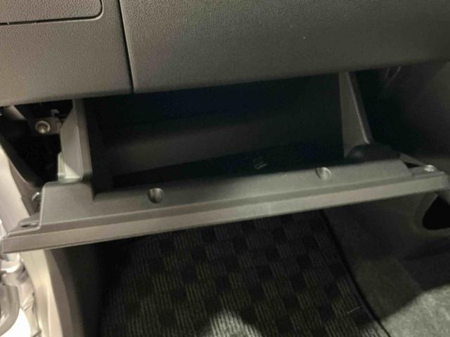 ムーヴ カスタム　ＸリミテッドＩＩ　ＳＡＩＩＩ　パノラマーモニター　ドライブレコーダー　ナビＴＶ　ＬＥＤヘッド　エアバック　電動格納ドアミラー　アルミ　シートヒーター　スマートキー　アイドリングストップ　ＡＢＳ　オートライト（17枚目）