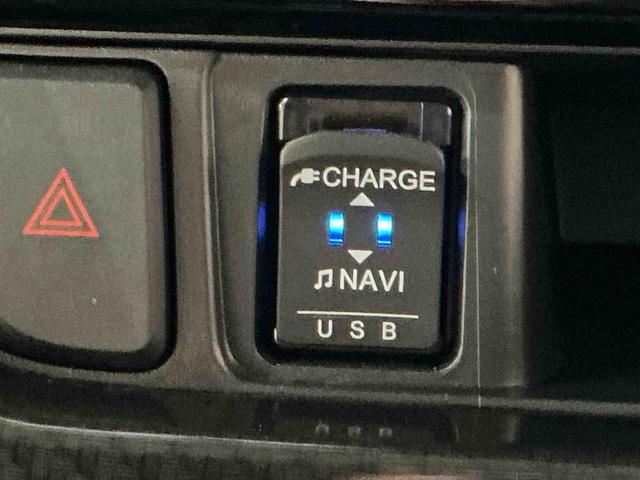 ムーヴ カスタム　ＸリミテッドＩＩ　ＳＡＩＩＩ　パノラマーモニター　ドライブレコーダー　ナビＴＶ　ＬＥＤヘッド　エアバック　電動格納ドアミラー　アルミ　シートヒーター　スマートキー　アイドリングストップ　ＡＢＳ　オートライト（30枚目）