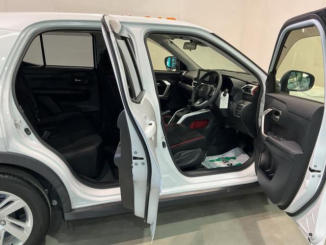 ロッキー X オートハイビーム 電動格納ドアミラー バックモニター LEDヘッドライト 車線逸脱警報 イモビライザ コーナーセンサー 記録簿 ドラレコ アルミホイール アイドリングストップ ワンオーナー キーレス(11枚目)