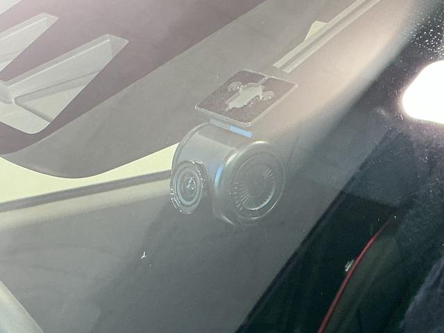 ロッキー X オートハイビーム 電動格納ドアミラー バックモニター LEDヘッドライト 車線逸脱警報 イモビライザ コーナーセンサー 記録簿 ドラレコ アルミホイール アイドリングストップ ワンオーナー キーレス(42枚目)