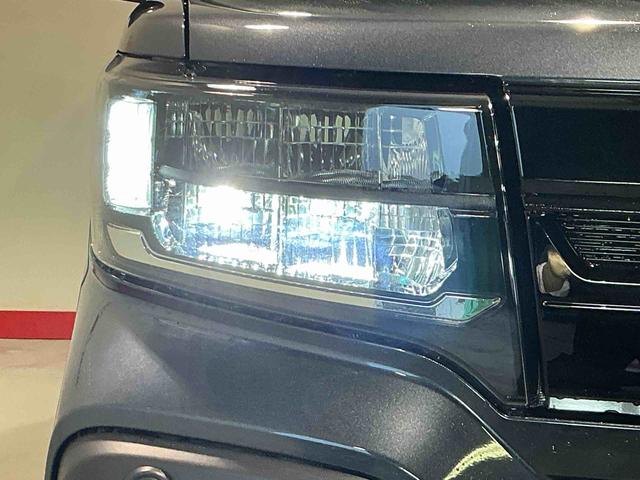 タント ファンクロス パーキングセンサー 衝突軽減システム 両側オートドア シートヒータ オートLED レーンキープアシスト LEDヘットライト キーレスエントリー スマートキ- オートライト ベンチシート(8枚目)