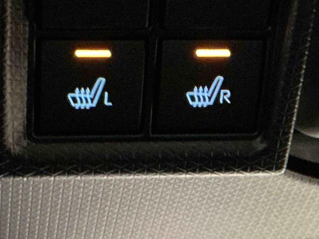 タント ファンクロス パーキングセンサー 衝突軽減システム 両側オートドア シートヒータ オートLED レーンキープアシスト LEDヘットライト キーレスエントリー スマートキ- オートライト ベンチシート(29枚目)