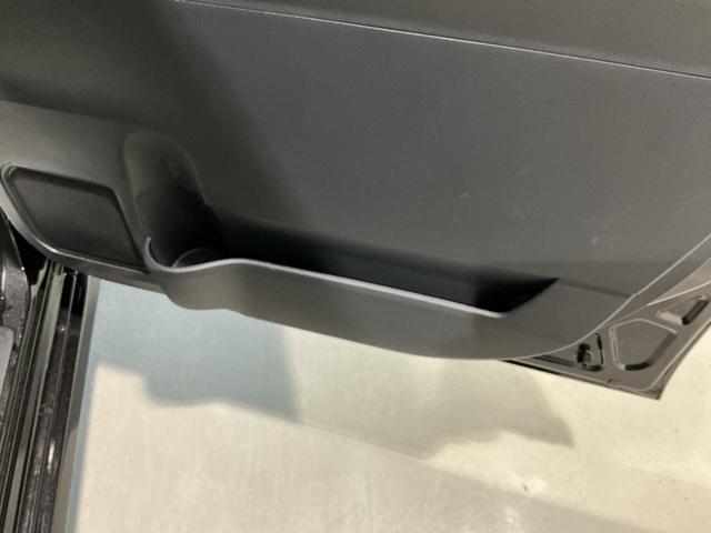 タント カスタムX 衝突軽減ブレーキ リアコーナーセンサー 車線逸脱防止 アイドリングストップ機能 Bカメラ TV 盗難警報装置 LED キーレスエントリー 前席シートヒーター オートLED 電動格納ミラー(26枚目)